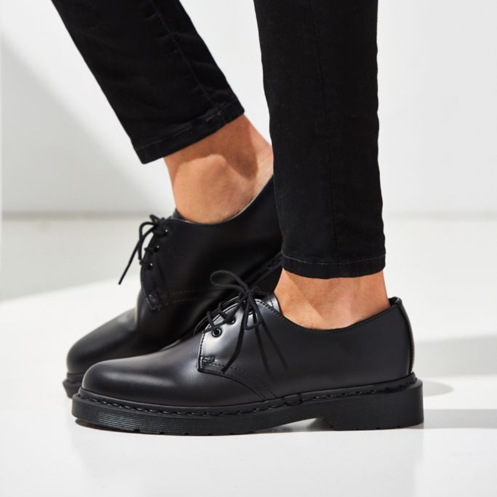 Dr. Martens Vintage Smooth Leather Oxfords UK 8 / US 10 / EU 42 mono oxfords